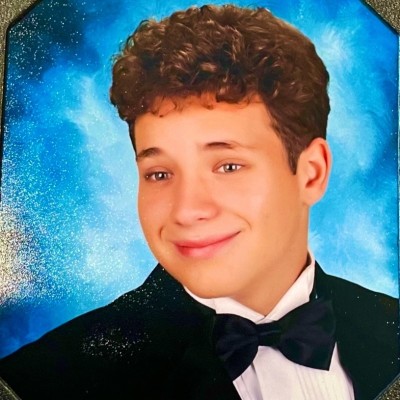 Portrait of Zachary Weiss